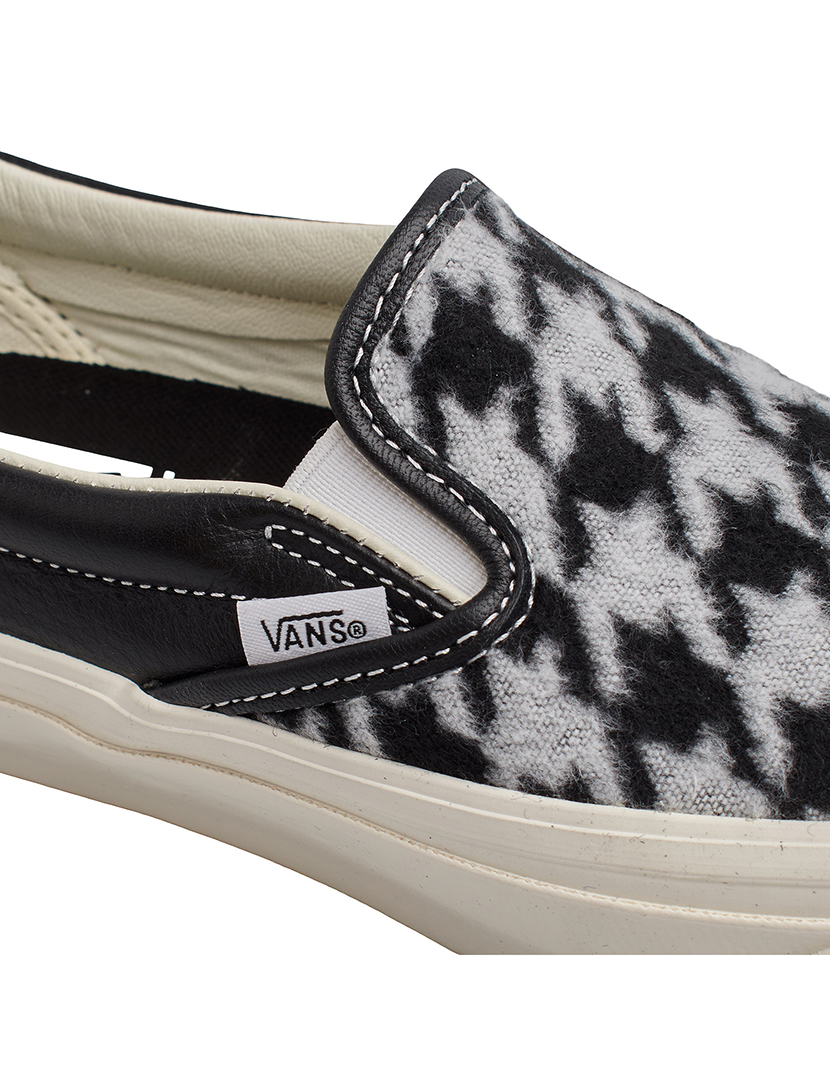 Ténis LX Slip-On Reissue 98 VN000CSEBLK1ss Preto