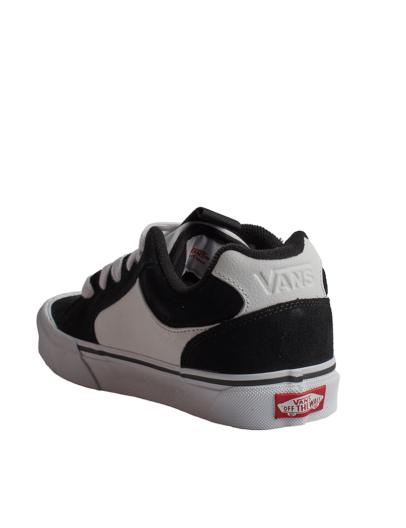 Ténis Chukka Push VN000CZWBA21 Preto-Branco