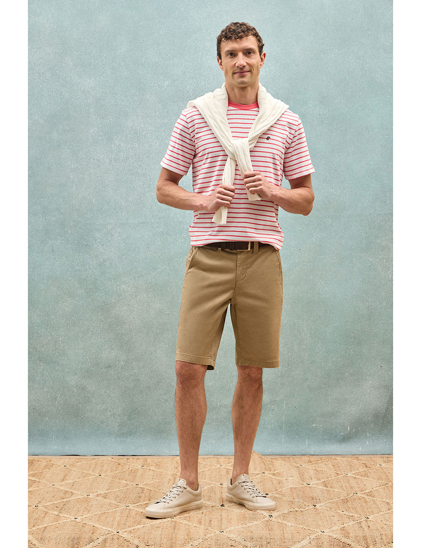 T-Shirt Homem Keanu Branco e Vermelho