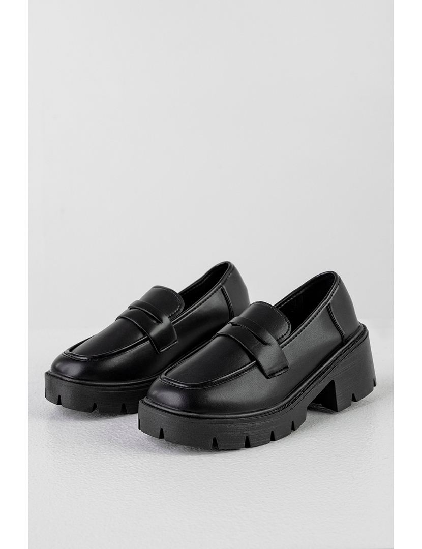 Mocassin de sola grossa Preto