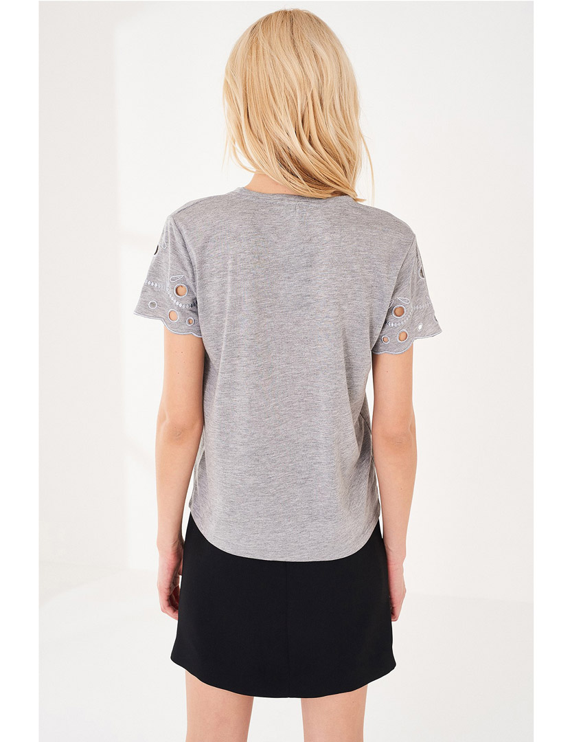 T-Shirt decote em V Cinza