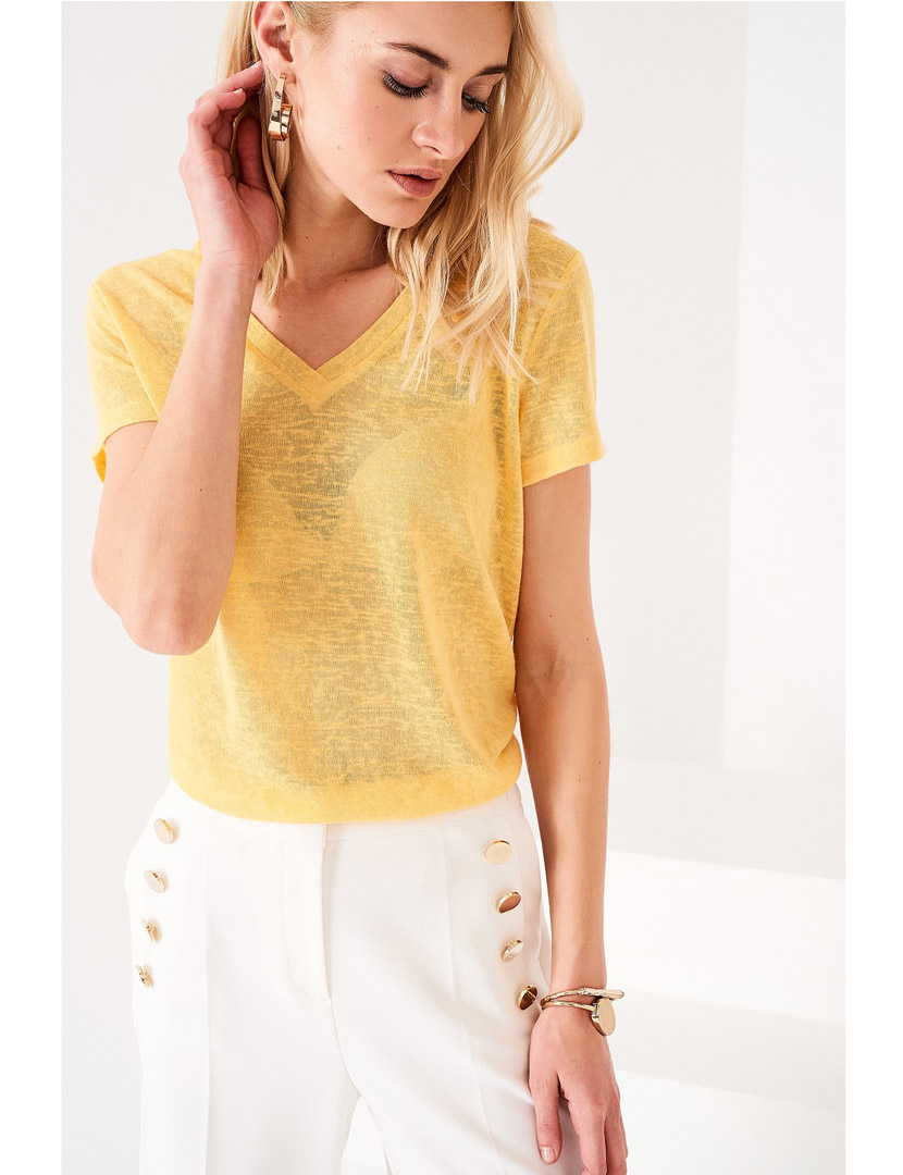 T-Shirt decote em V Amarelo