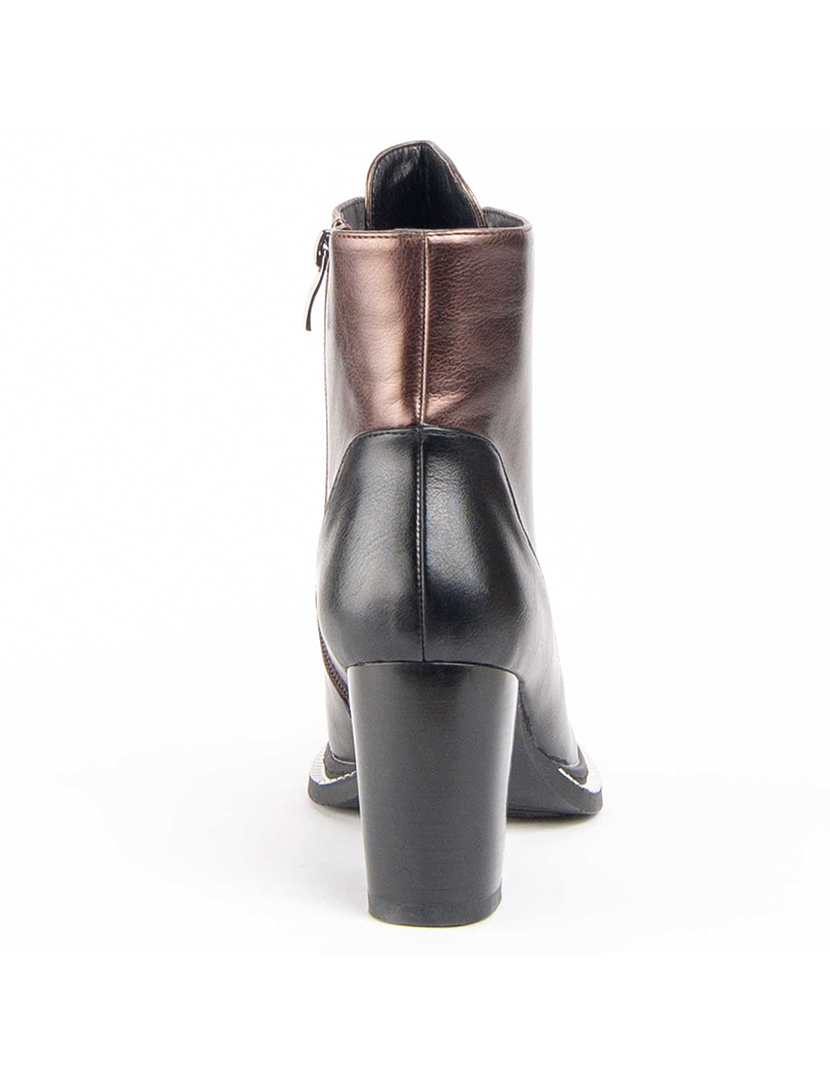 Botins com Salto Senhora Castanho