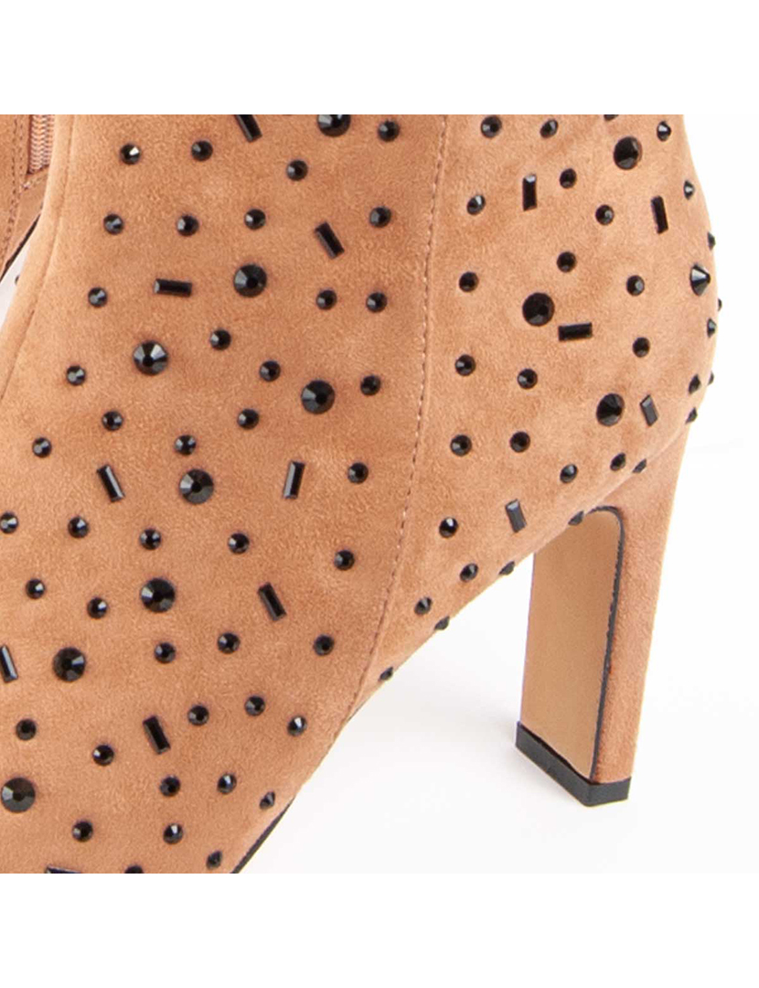 Botins com Salto Senhora Castanho