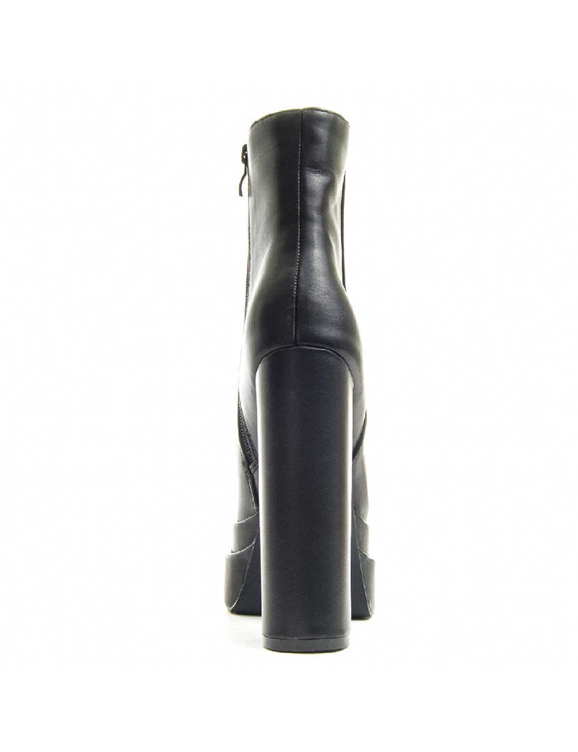 Botins com Salto Senhora Preto