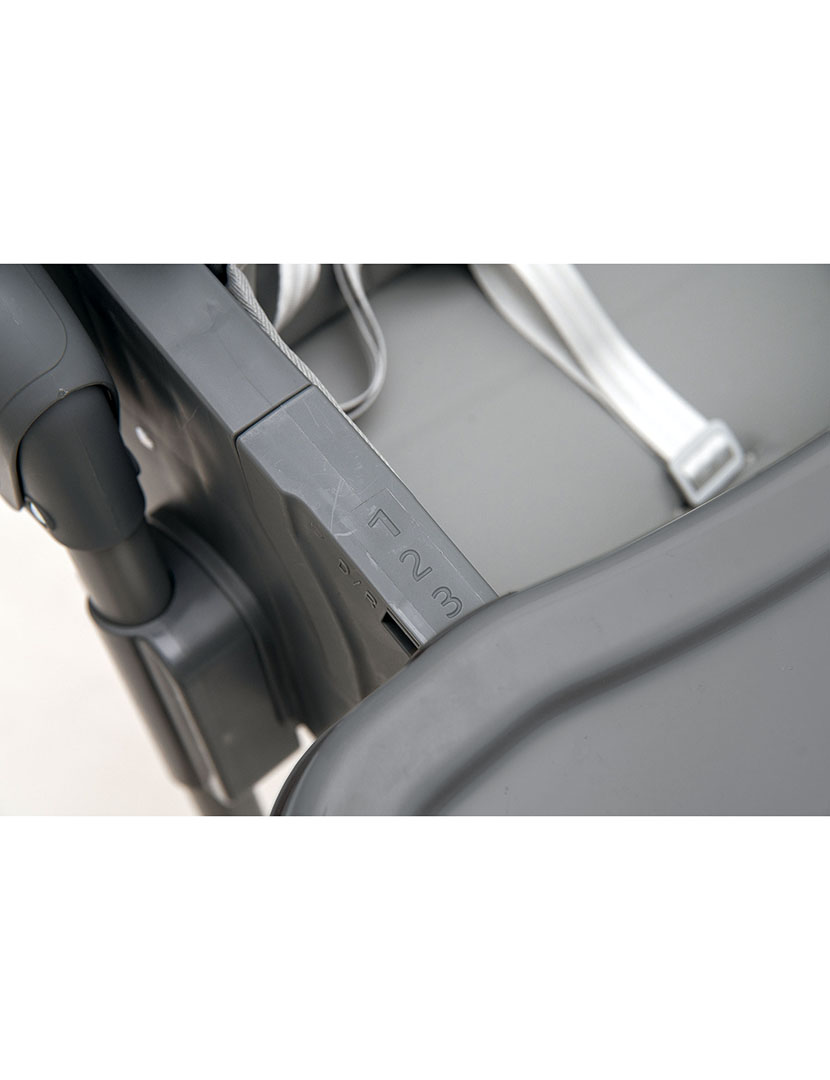 Cadeira Alta com Posições Cinzento