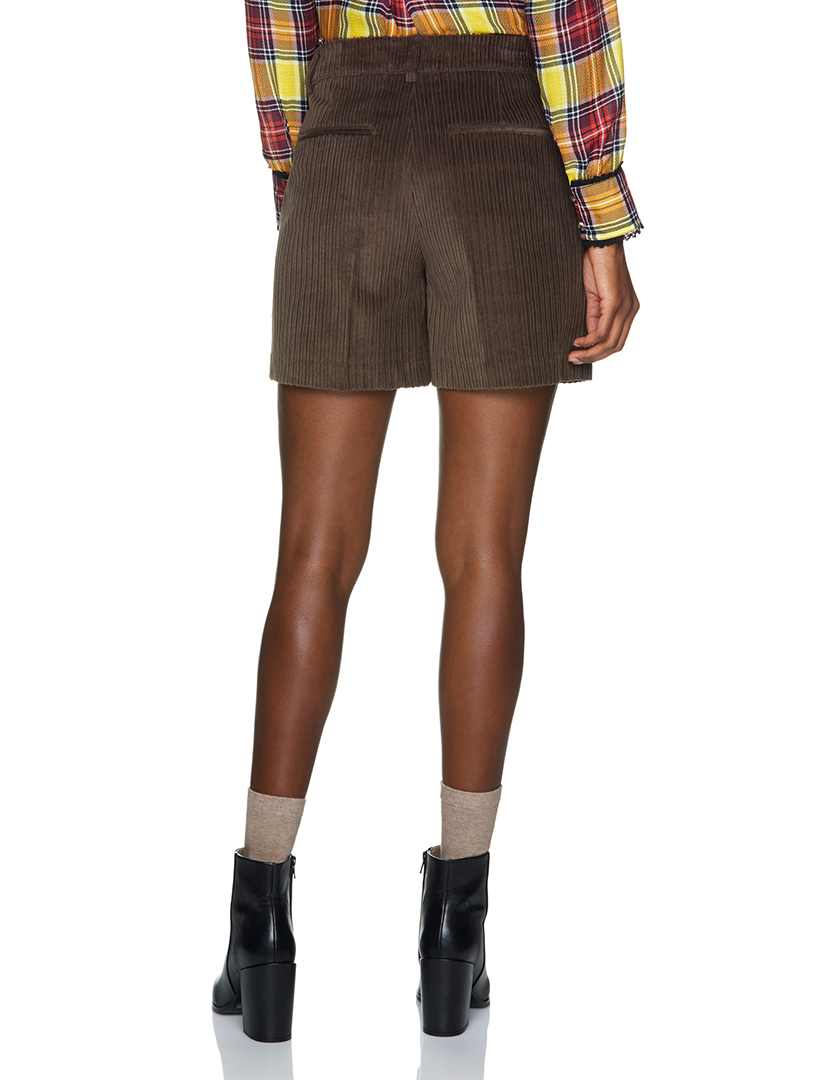 Calções Curtos Senhora Castanho