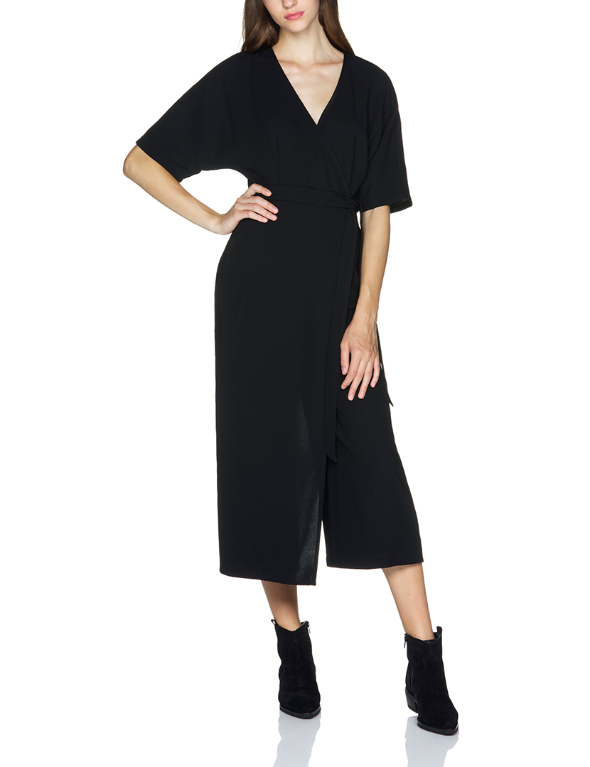 Macacão Senhora Preto