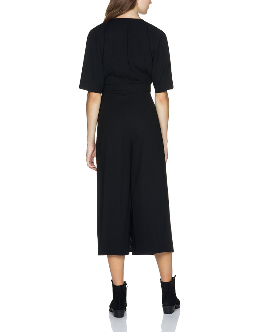 Macacão Senhora Preto