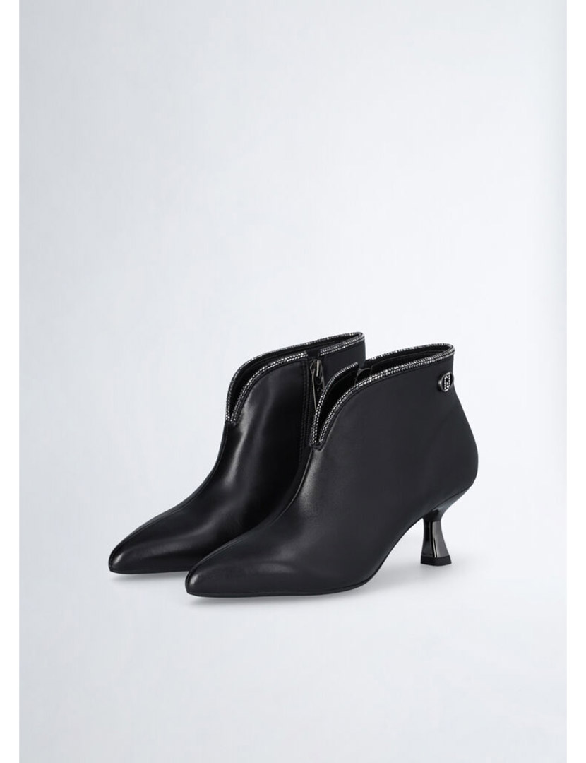Botins Senhora Preto
