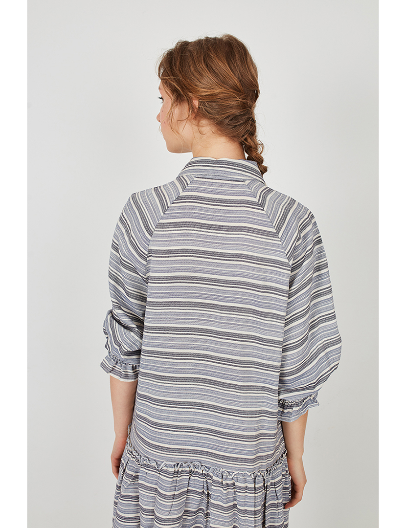 Vestido Curto Fluído Riscas Cinza