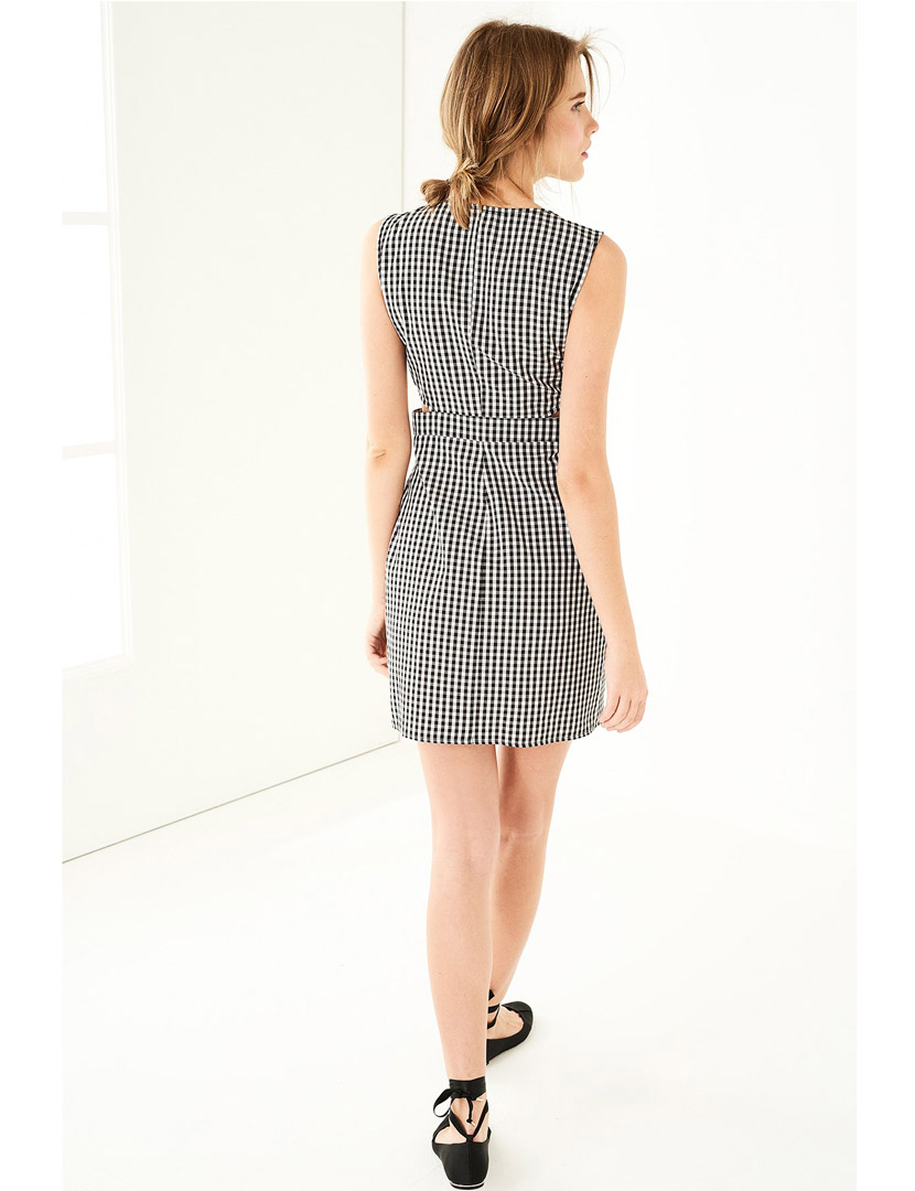 Vestido Curto Preto e Branco