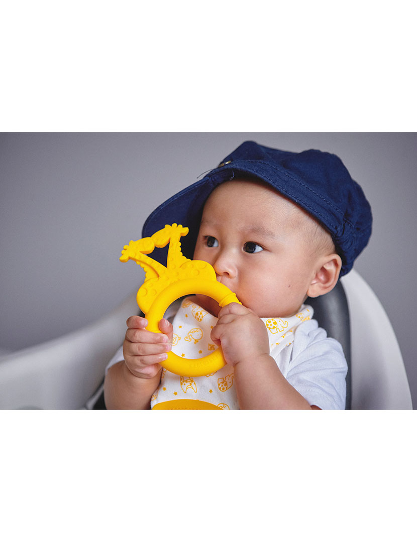 Mordedor Silicone Girafa Amarela