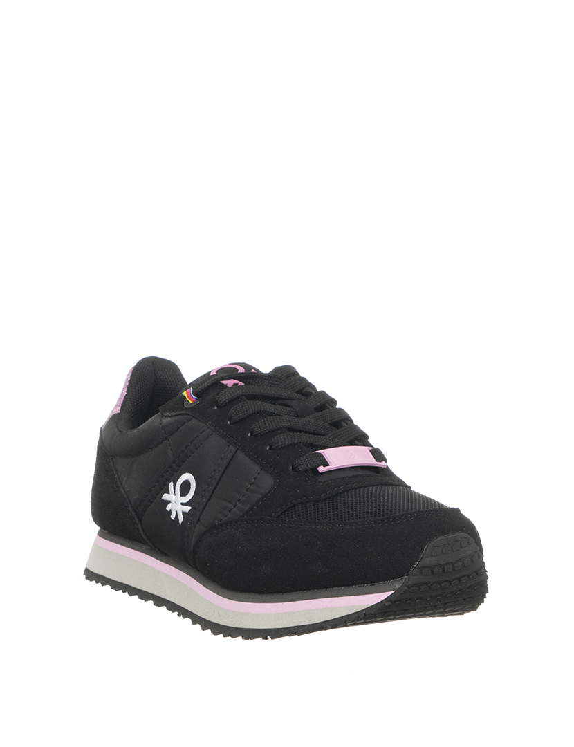 Ténis Senhora Preto e Fuschia