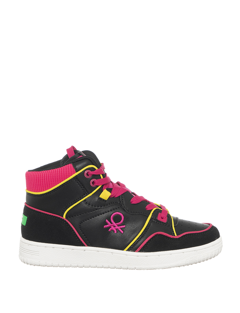 Ténis Senhora Preto e Fuschia