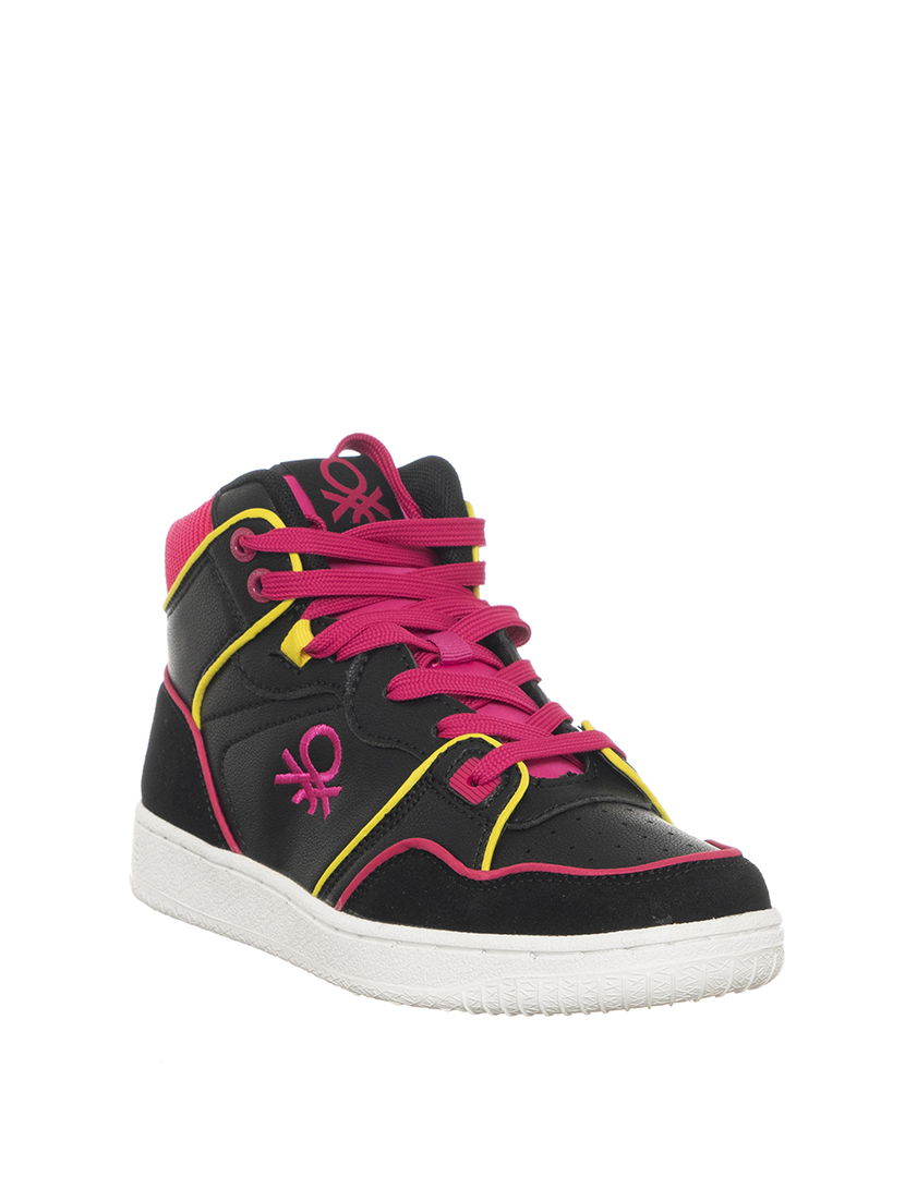 Ténis Senhora Preto e Fuschia