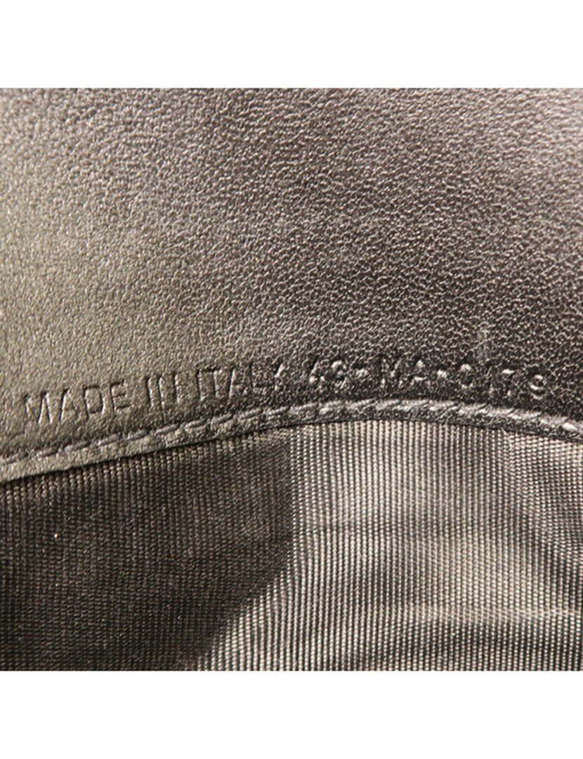 Saddle