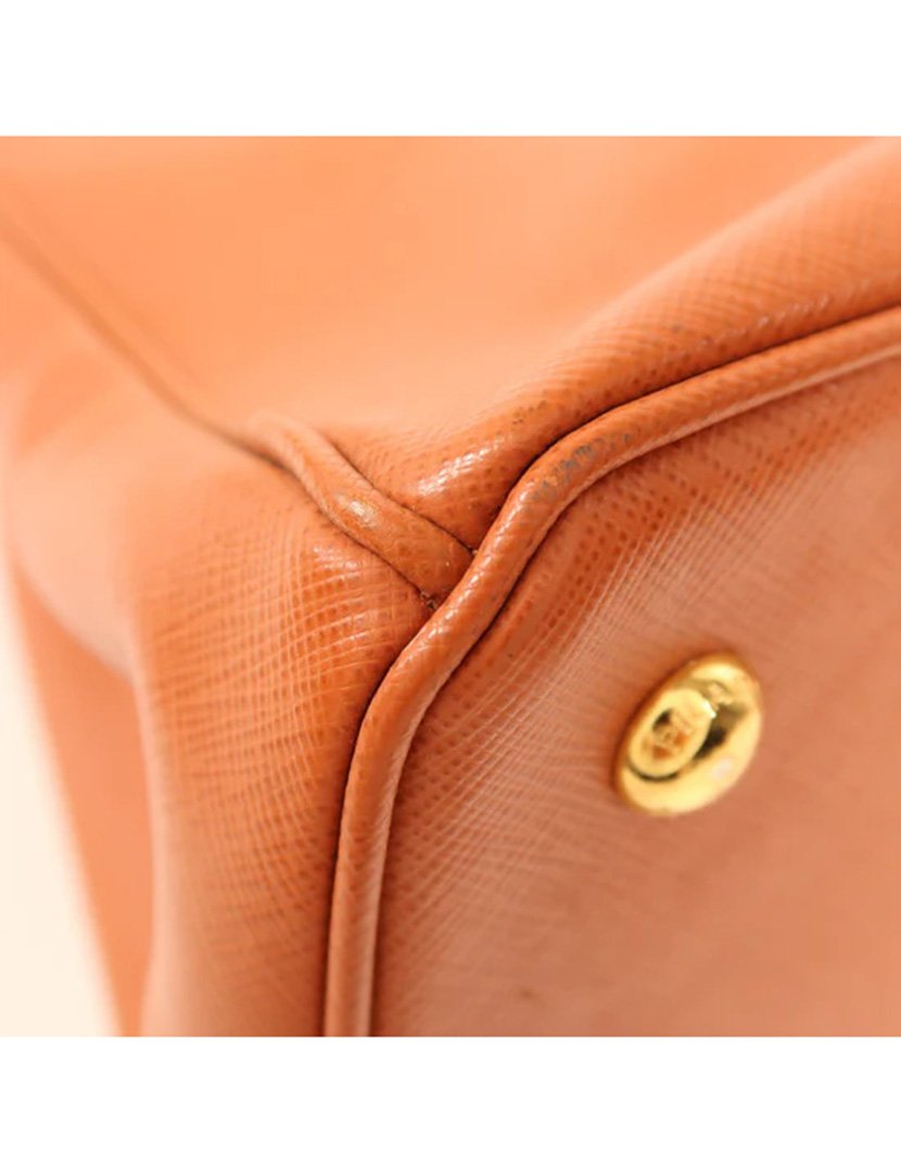 Saffiano Lux