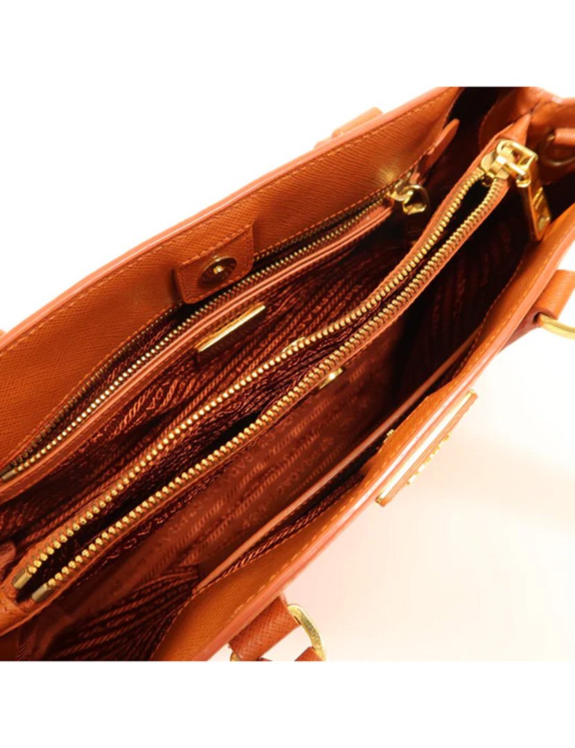 Saffiano Lux